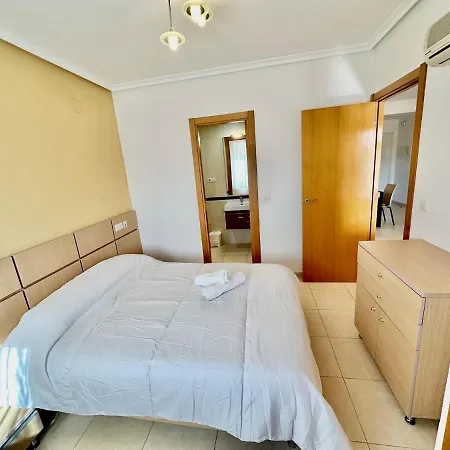 Apartamento Marina Ii Ref. 010 Апартаменты *