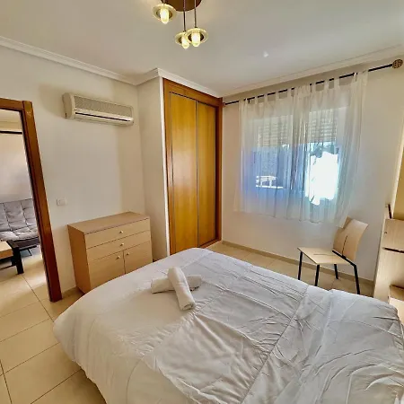 Apartamento Marina Ii Ref. 010 Апартаменты *